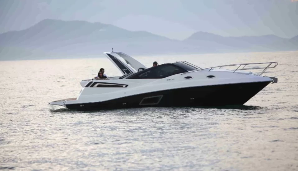 Focker 330 GT