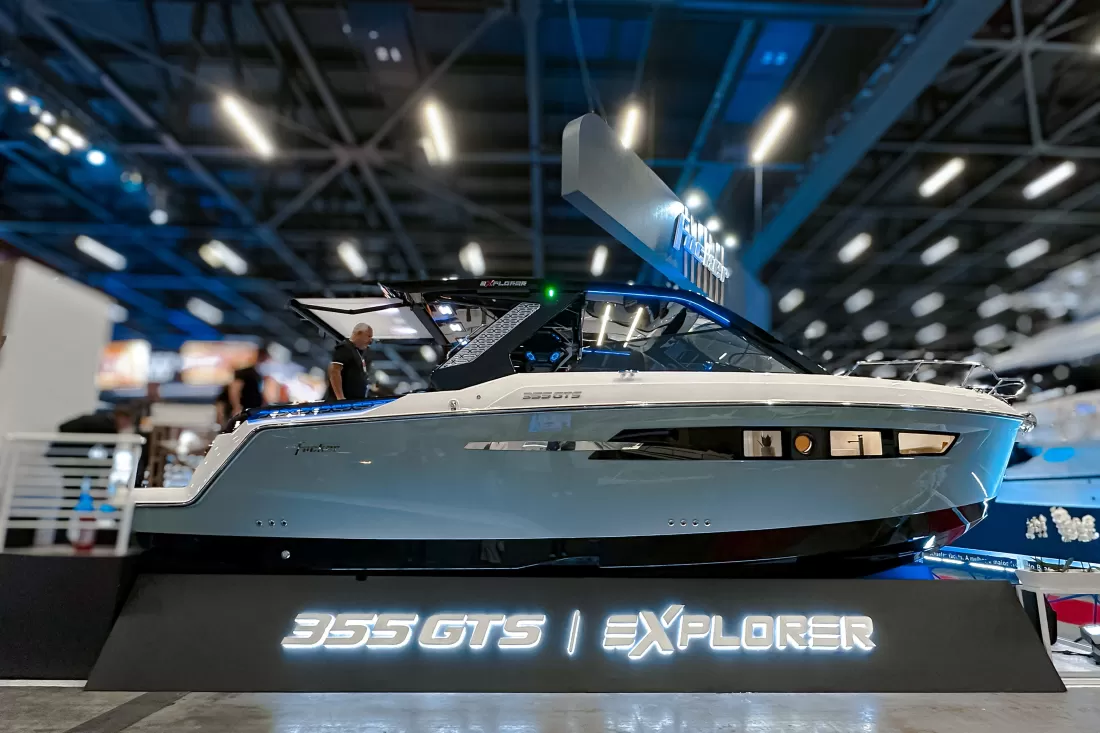 Focker 355 Explorer: o lançamento da Fibrafort que redefine roteiros náuticos